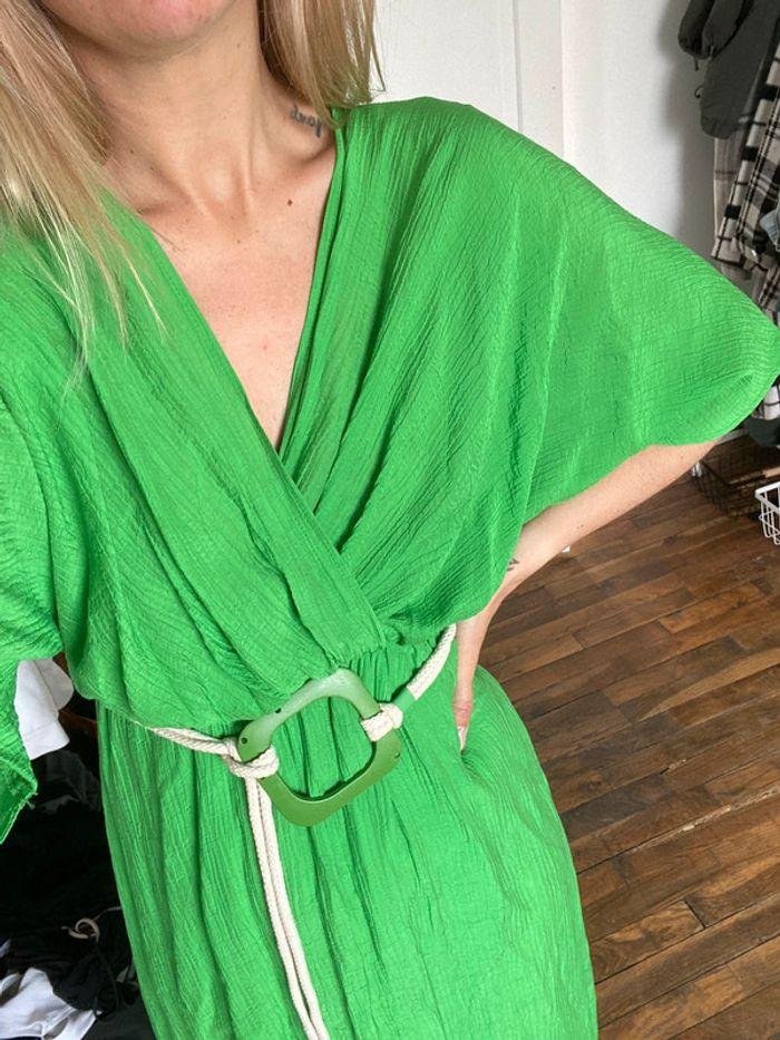 Robe longue verte avec ceinture - photo numéro 4