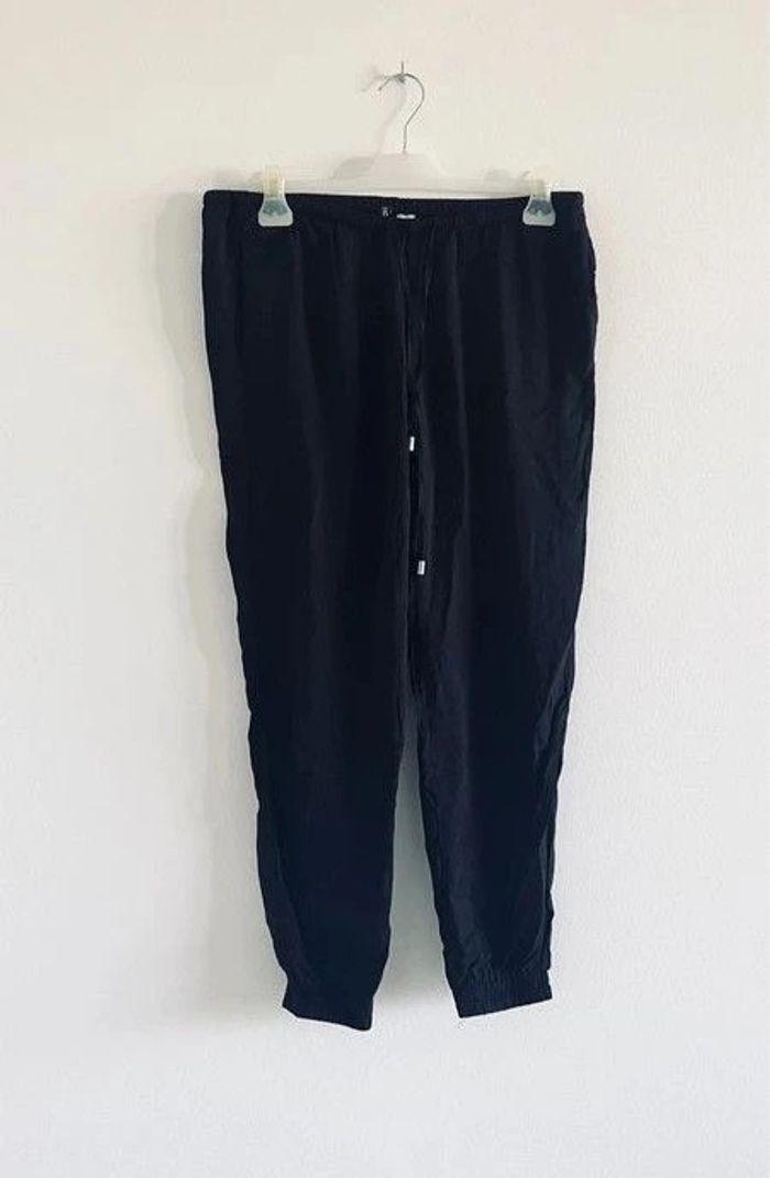 Pantalon noir fluide H&M - photo numéro 1