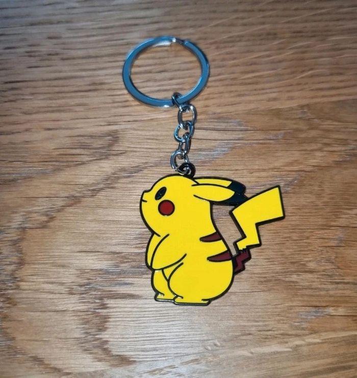 Porte clef pikachu pokemon - photo numéro 1