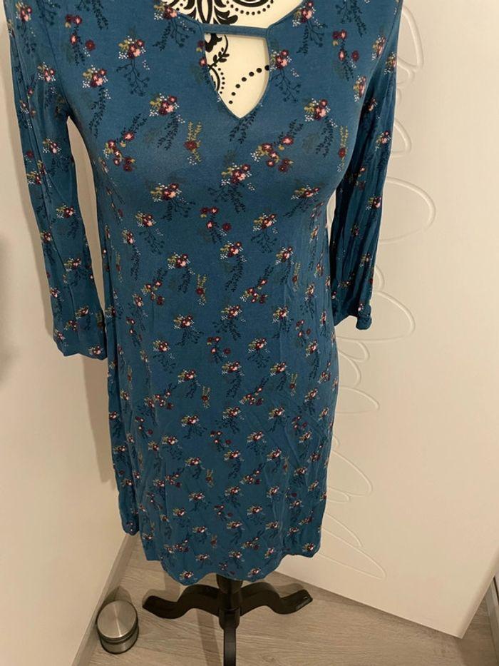 Robe manches 3/4 bleu canard fleurs multicolore la halle taille XS - photo numéro 3