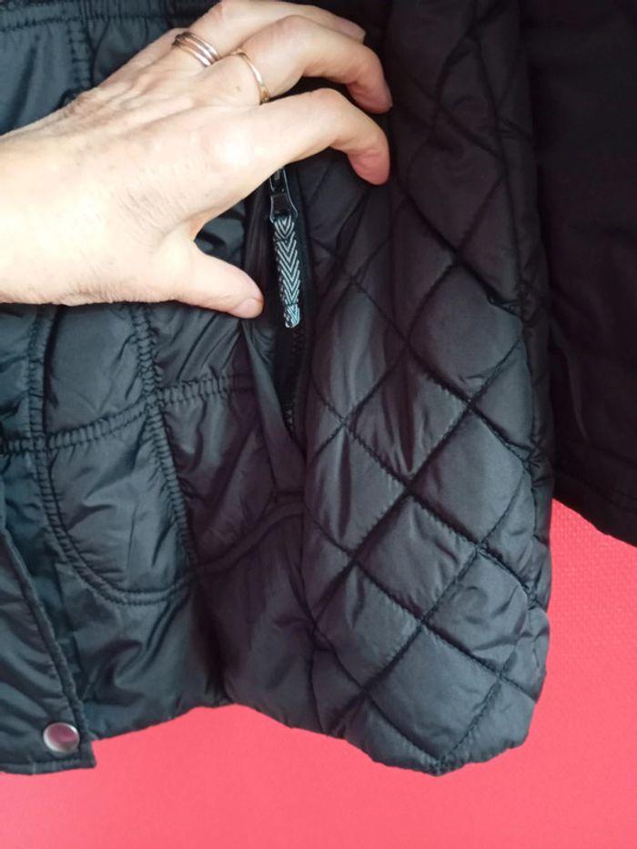 Parka Noire taille 42 Neuve sans étiquette - photo numéro 6