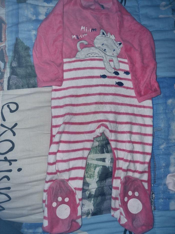 Pyjama pour petite fille taille 2 ans