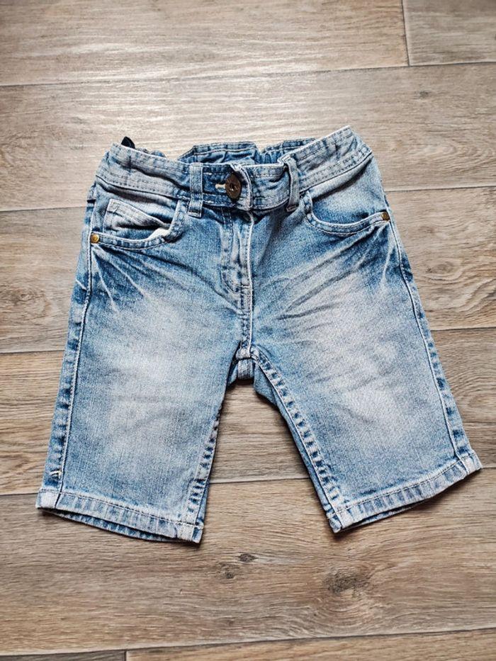 Short taille 6 ans bon état NKY - photo numéro 1