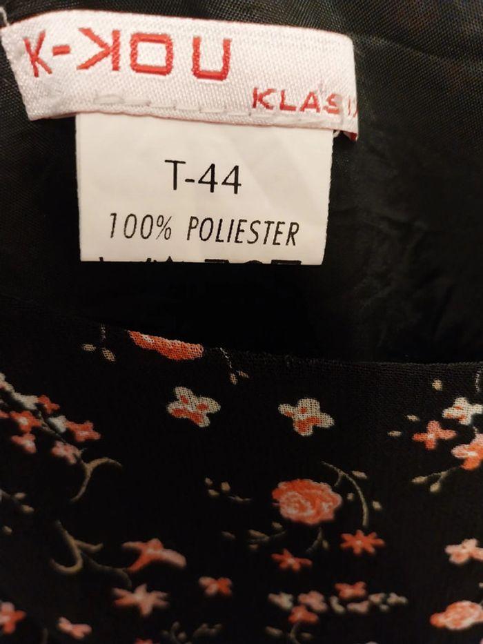 Robe fluide noire avec petites fleurs T42/44 - photo numéro 5