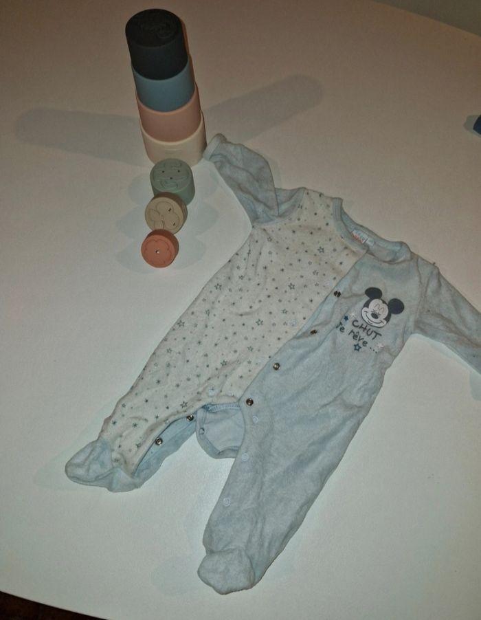 Lot de vêtements bébé garçons Disney baby 3 mois - photo numéro 9