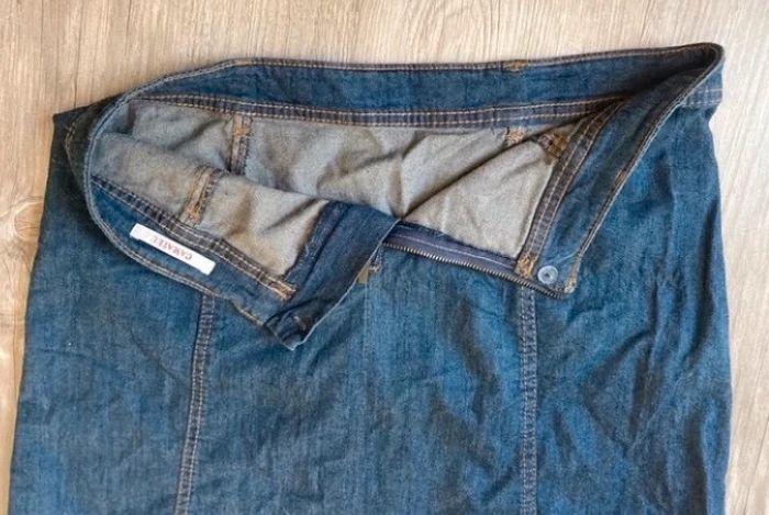 Jupe courte Jeans mi saison camaïeu L en très bon état - photo numéro 3