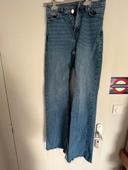 Jean Bershka bleu taille S (34)