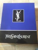 Peignoir Yves Saint Laurent