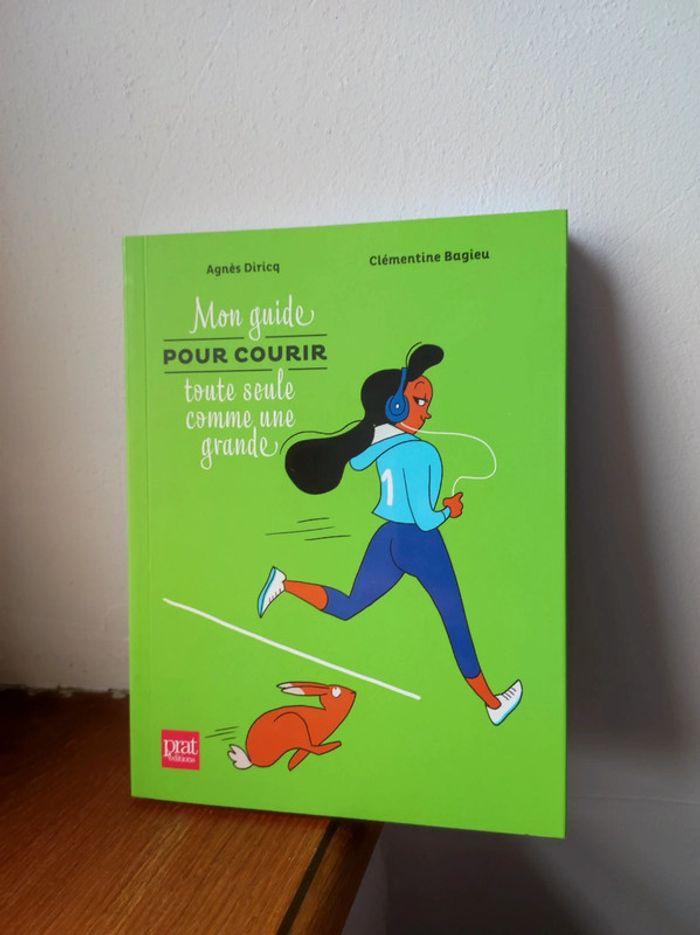 Livre "mon guide pour courir toute seule comme une grande" - photo numéro 1