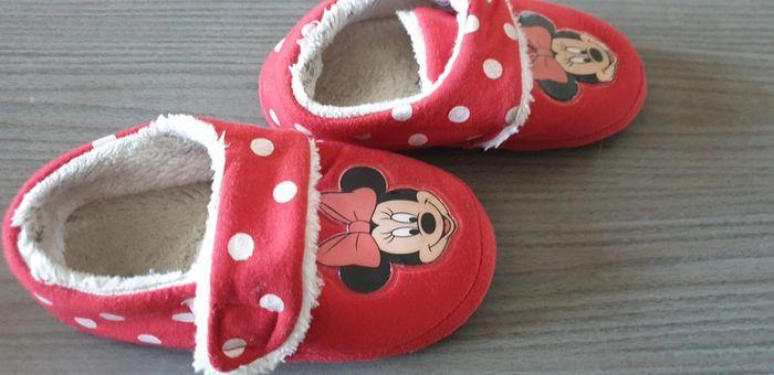 Chaussons chaud minnie disney taille 30 - photo numéro 3