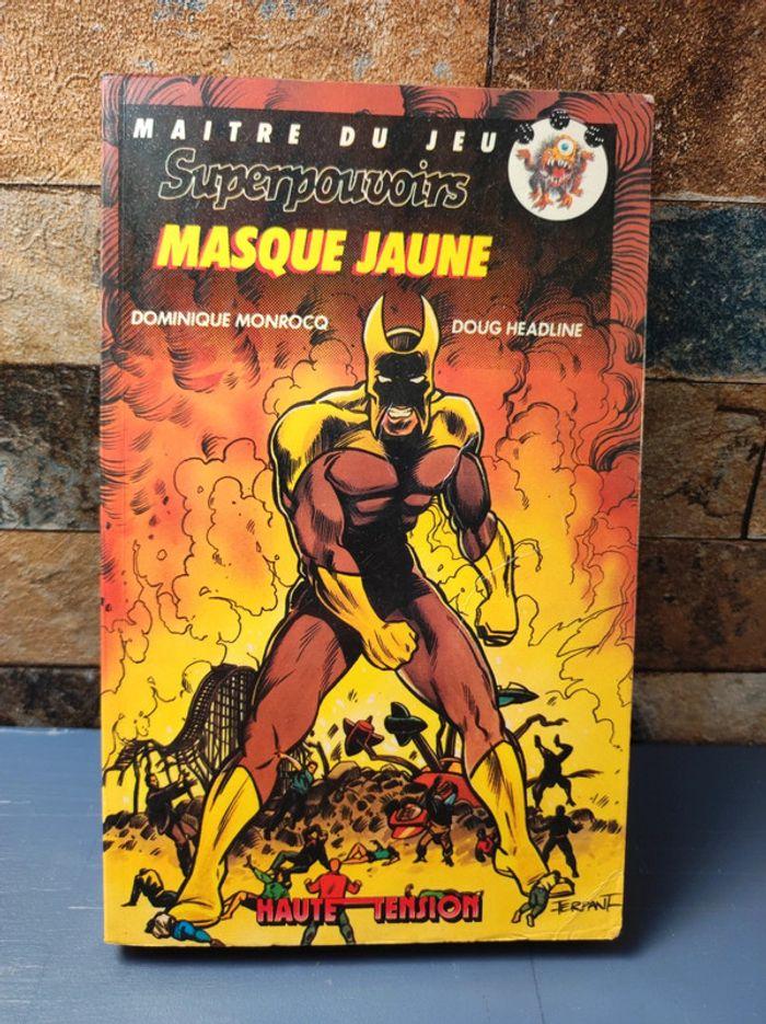 Livre Maître du jeu Masque Jaune - photo numéro 1