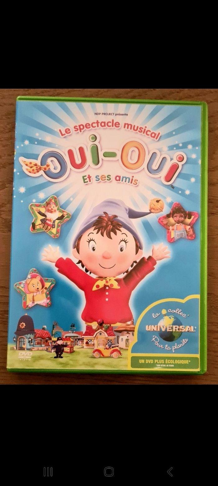 Dvd le spectacle de oui-oui et ses amis en parfait état