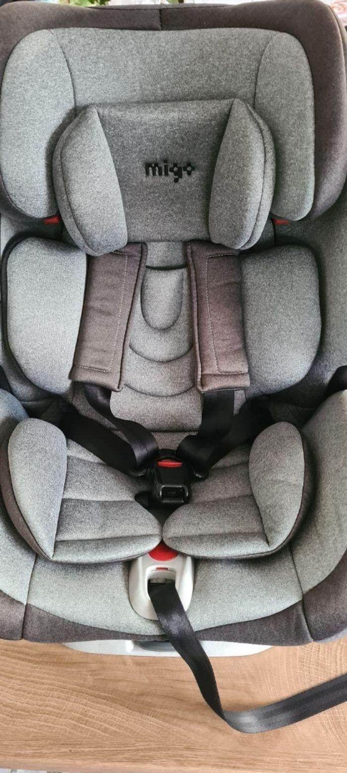 Siege auto isofix pivotant - photo numéro 3