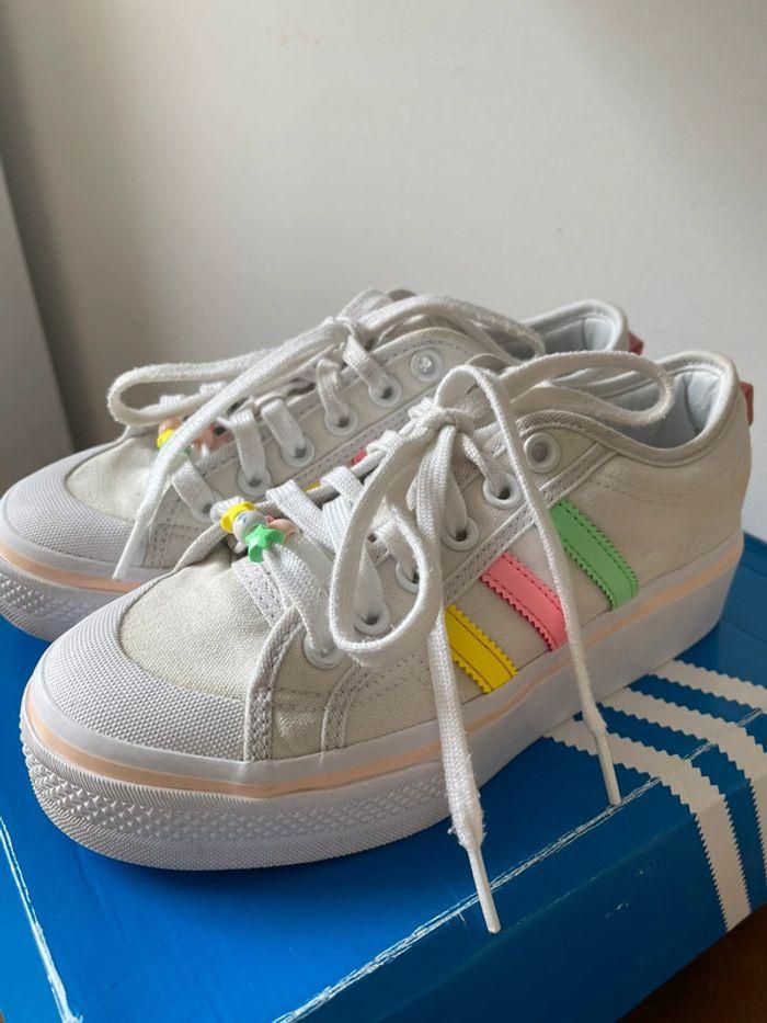 Baskets blanches en toile Nizza Platform Adidas Originals taille 38 2/3 - photo numéro 1