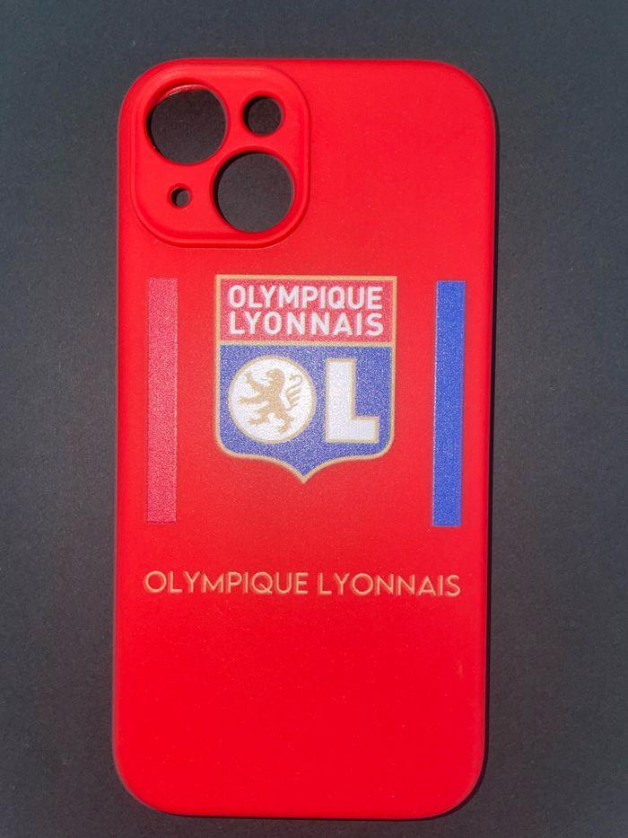 Coque iPhone 15 - Lyon 🔴🔵- 5 coloris disponible - photo numéro 4