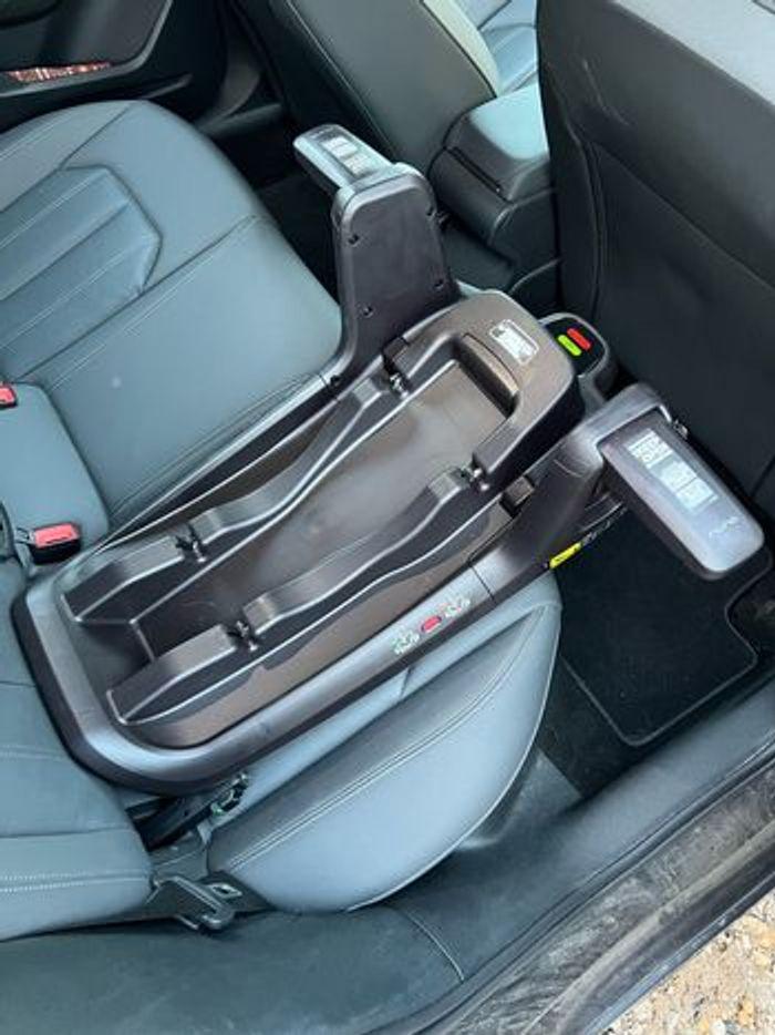 Base isofix - photo numéro 1