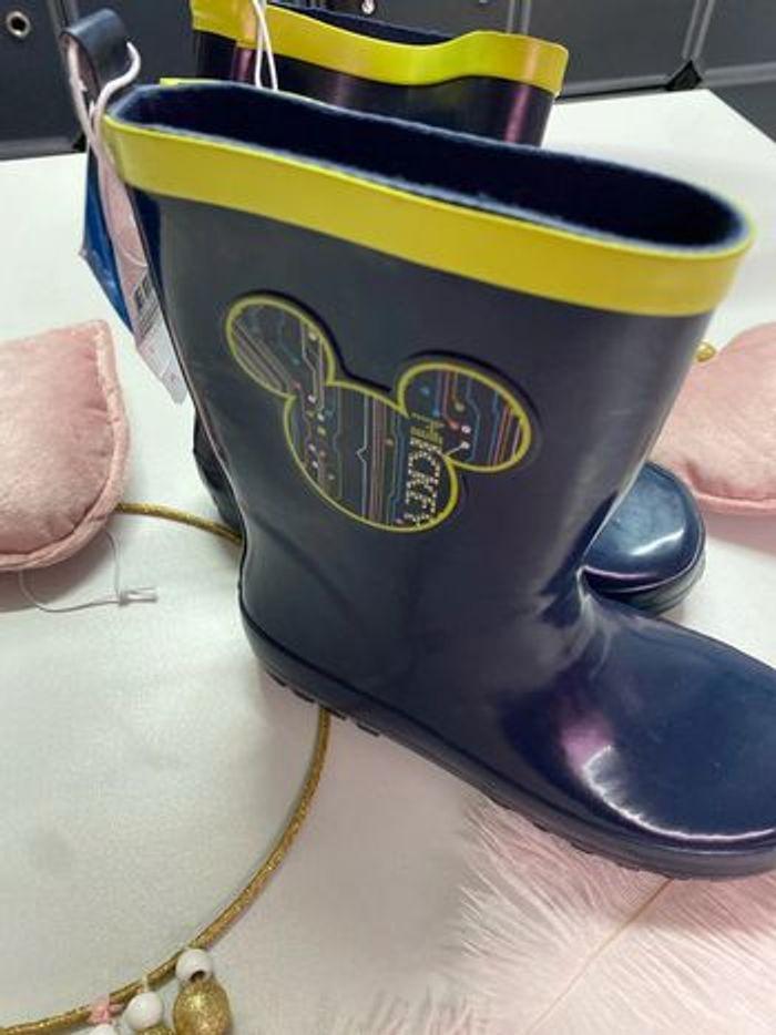 Bottes de pluie garçon Mickey  (neuf) - Taille 31 - photo numéro 1