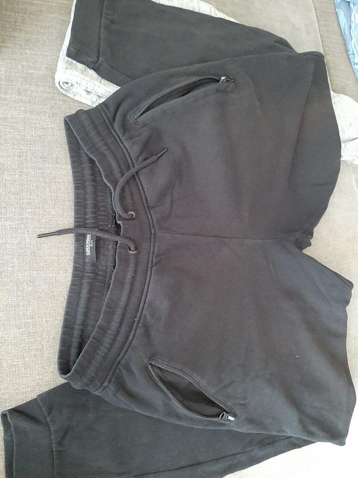 Vend lots survêtement homme taille m - photo numéro 3