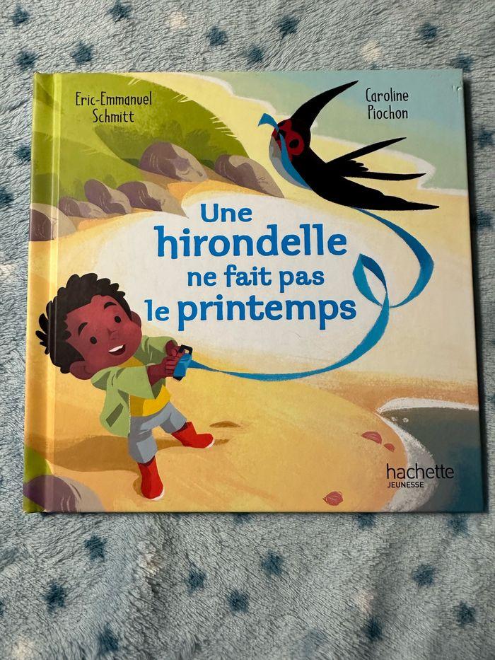 Livre Une hirondelle ne fait pas le printemps - photo numéro 1