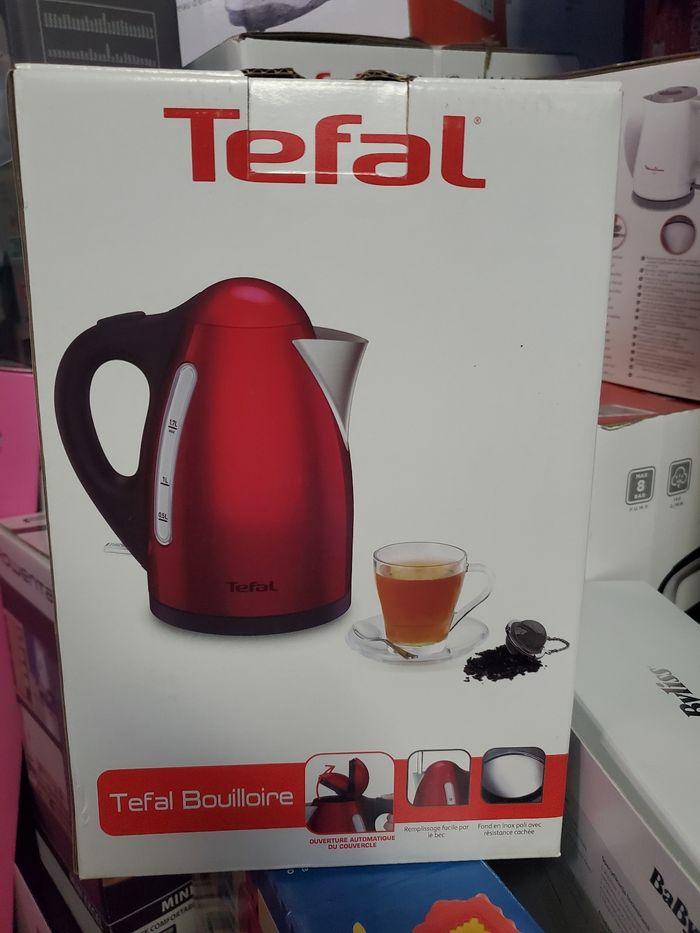 Bouilloire TEFAL 1,7L. - photo numéro 1