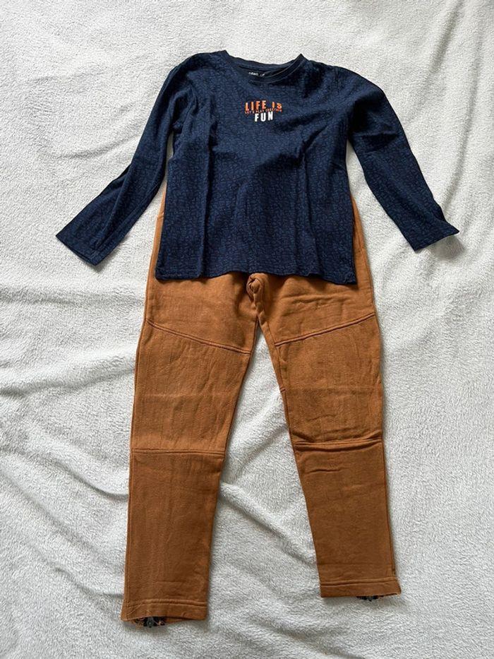 Lot pantalon + tee shirt a manches longues - photo numéro 1