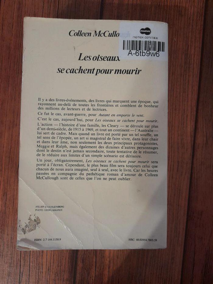 Livre "Les oiseaux se cachent pour mourir". - photo numéro 2