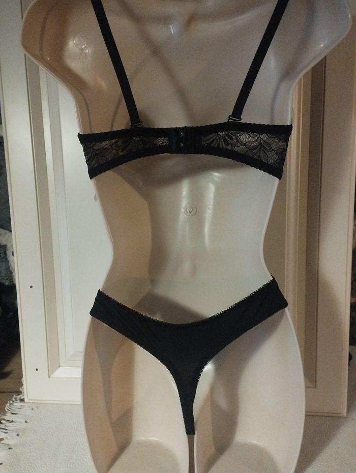 Ensemble de lingerie neuf 85C M pour le string - photo numéro 5