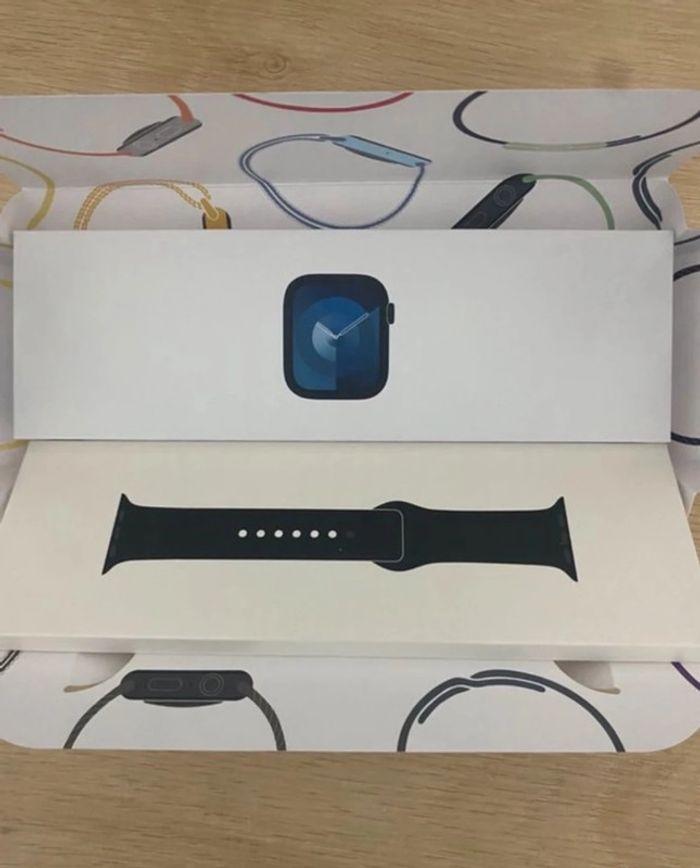 Apple Watch série 9 - photo numéro 1