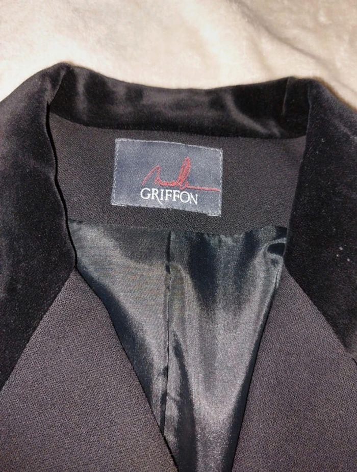 Tailleur veste et jupe taille 40 peu portée - photo numéro 3