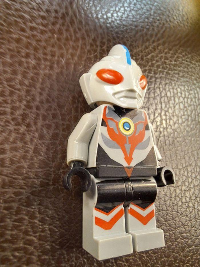 Figurine Lego compatible Ultraman - photo numéro 3