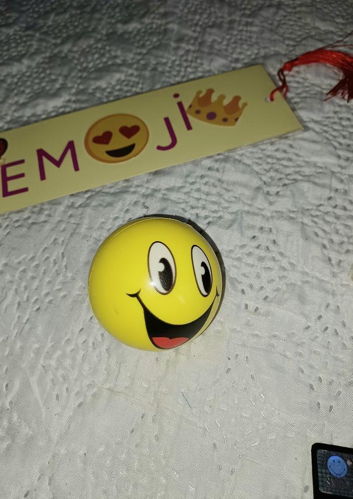 Lot smiley/emoji - photo numéro 7