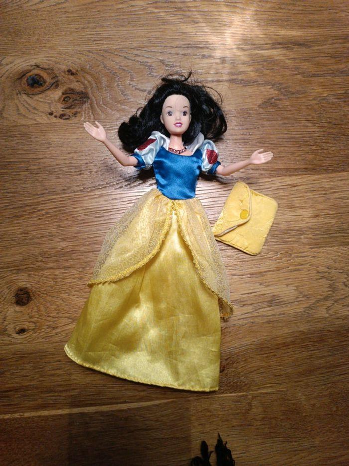 Blanche neige articulée Disney - photo numéro 2