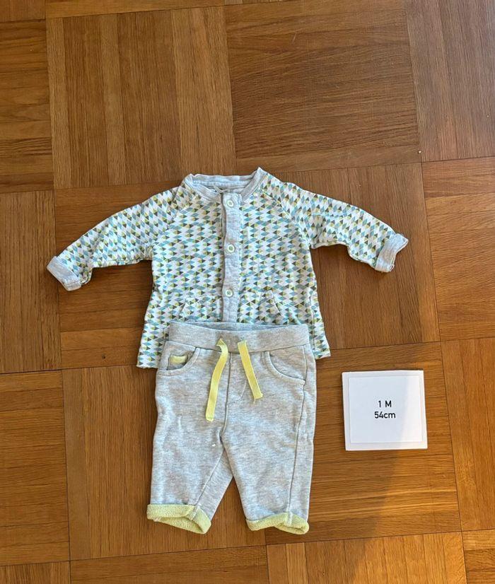 Lot de tenues bébé 1 mois - photo numéro 2