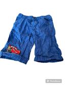 Je vend un short garçon enfant cars  3 ans