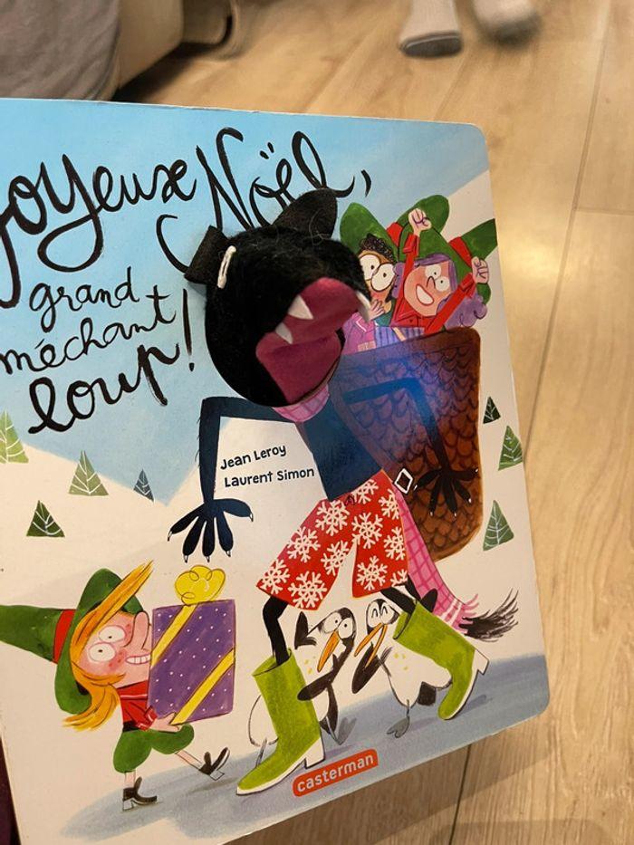 Joyeux Noël grand méchant loup - livre peluche drôle - comme neuf - photo numéro 2