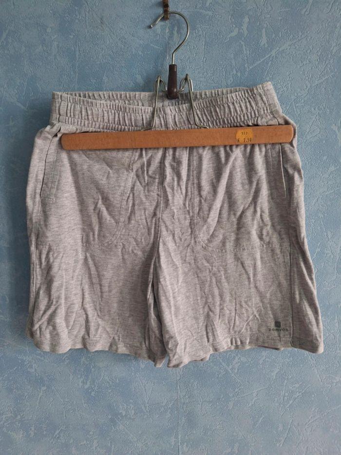 Short gris domyos - photo numéro 1