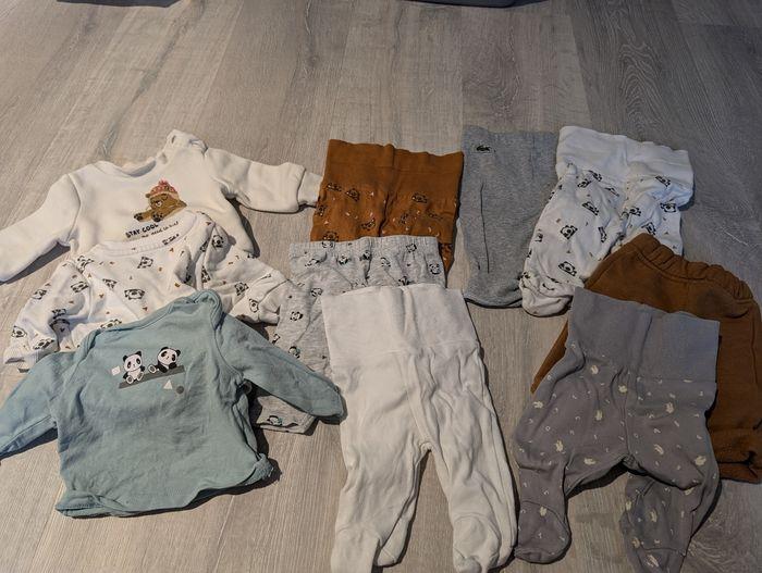 Lot vêtements bébé 1 Mois - photo numéro 8