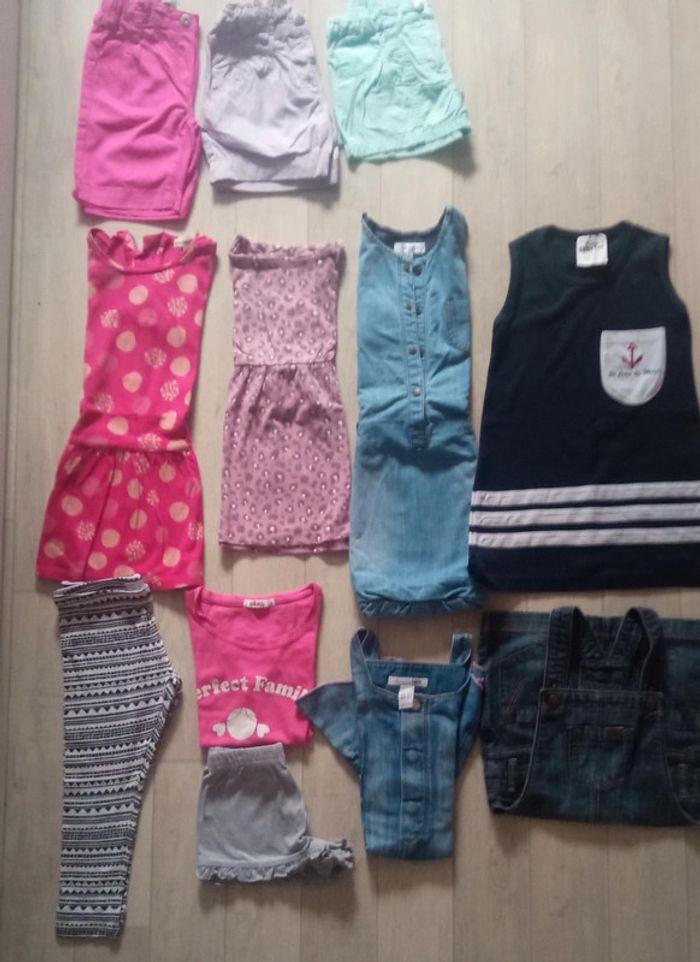 Lot de vêtements été Fille 4 ans - photo numéro 1