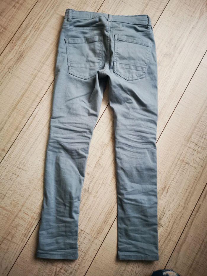 Pantalon kiabi 8 ans Porté 2 fois - photo numéro 3