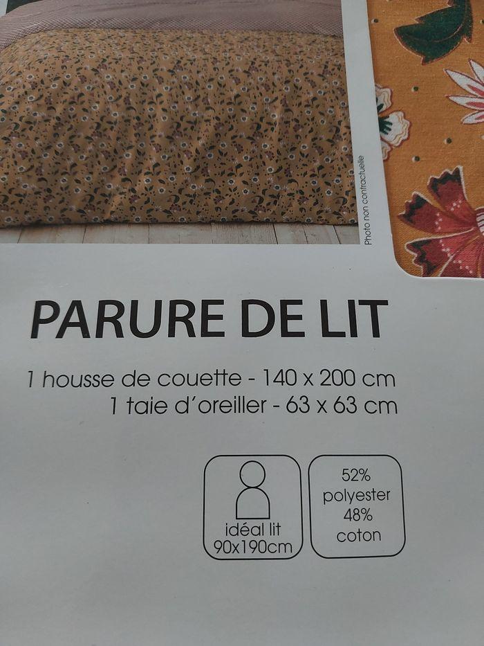 PARURE DE LIT Une place - photo numéro 1