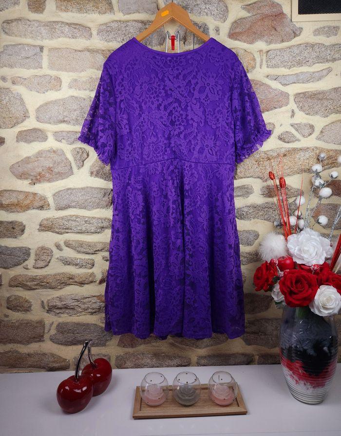 Robe en dentelle violette Femme taille 54 marque Asos 🍬 - photo numéro 3