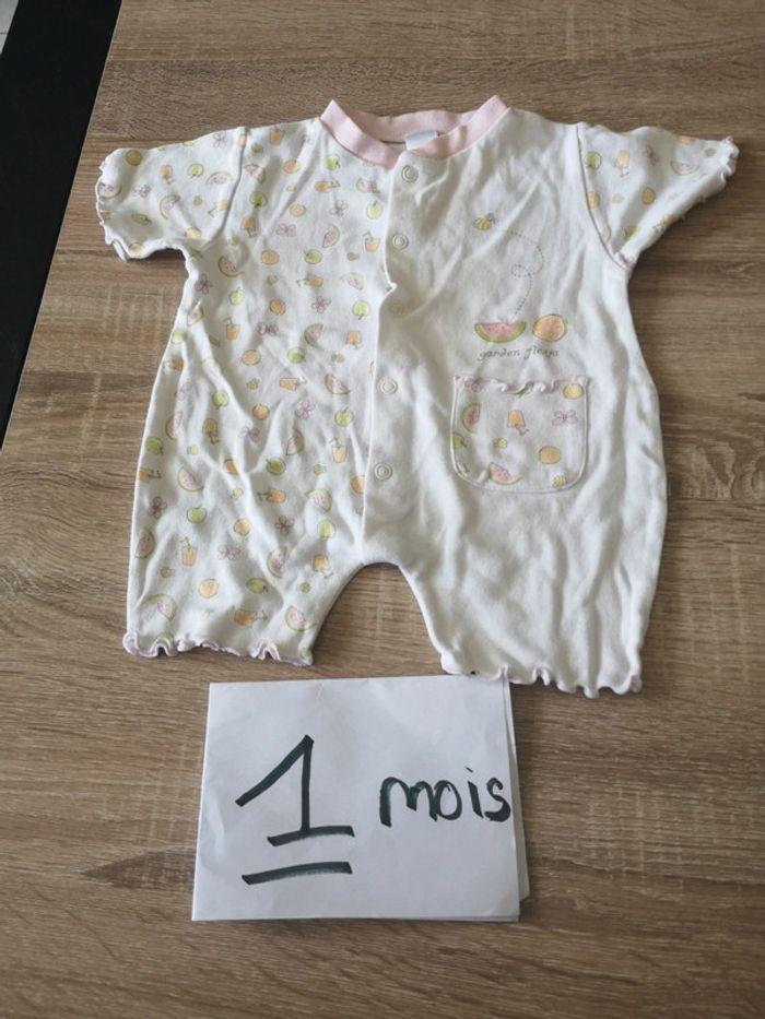 Pyjama 1 mois bébé sans pied - photo numéro 1