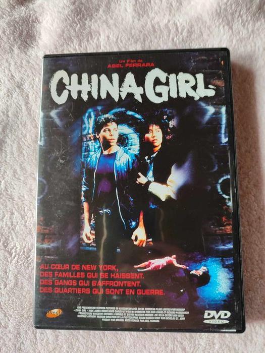 Dvd China girl - photo numéro 1