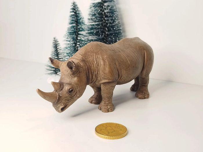 Figurine rhinocéros Schleich - photo numéro 1