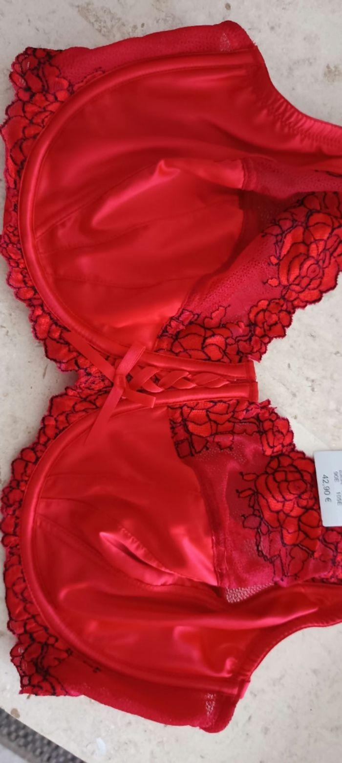 Soutien gorge 105E ROUGEGORGE 🌹 neuf - photo numéro 2