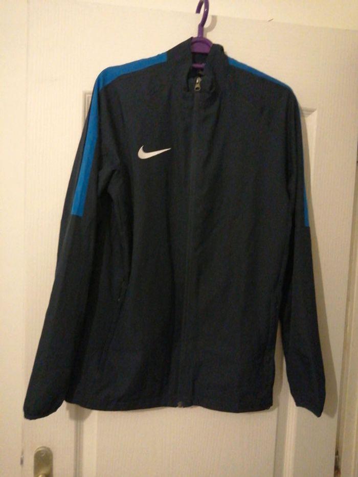 Gilet Nike taille M - photo numéro 2