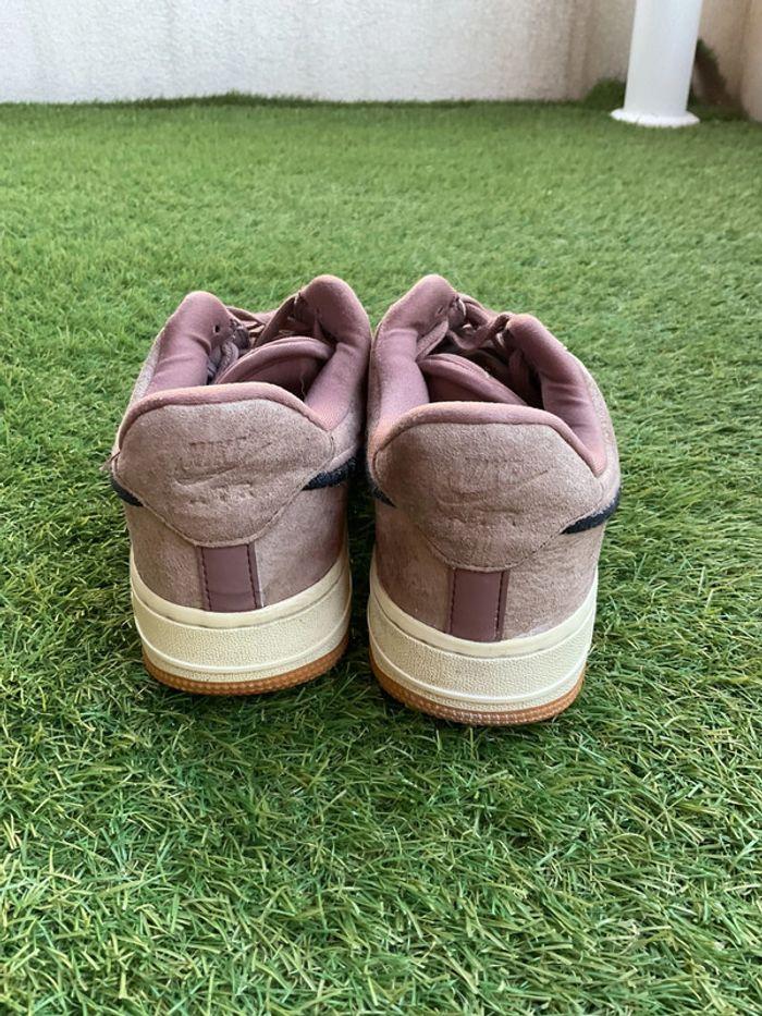 Nike air force 1 07 lx mauve suede size 38 - photo numéro 4