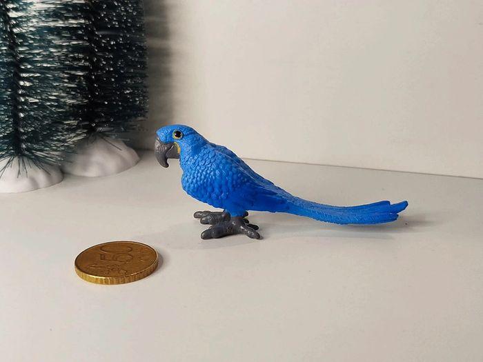 Figurine perroquet bleu Schleich - photo numéro 1