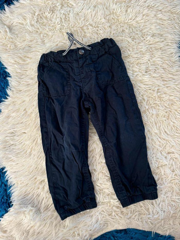 Joli pantalon kiabi taille 18 mois - photo numéro 1