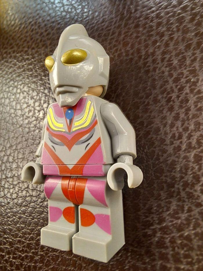 Figurine Lego compatible Ultraman - photo numéro 2